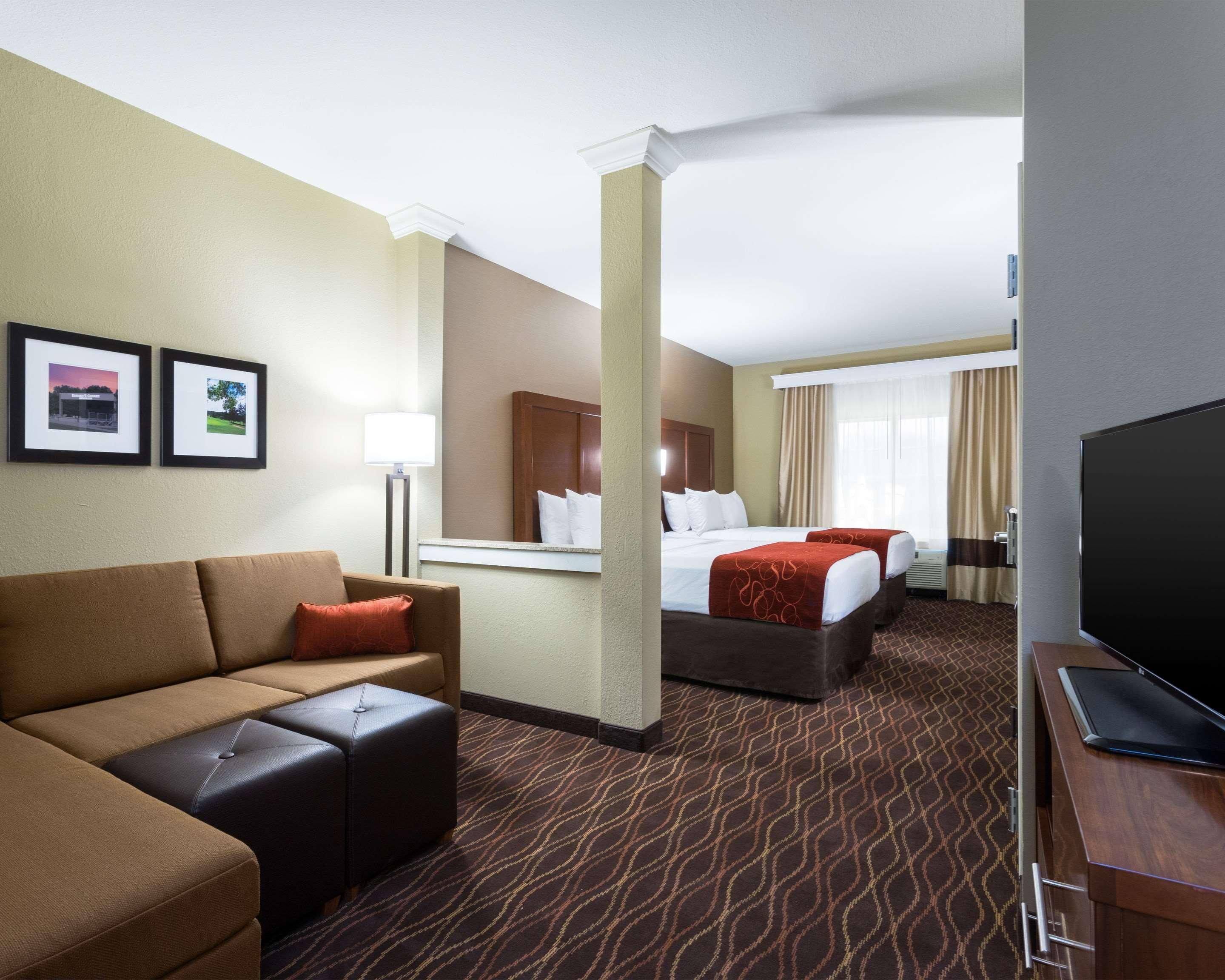 Comfort Suites דובויז מראה חיצוני תמונה