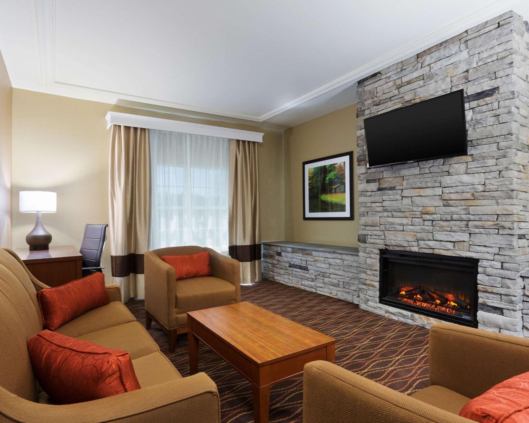 Comfort Suites דובויז מראה חיצוני תמונה