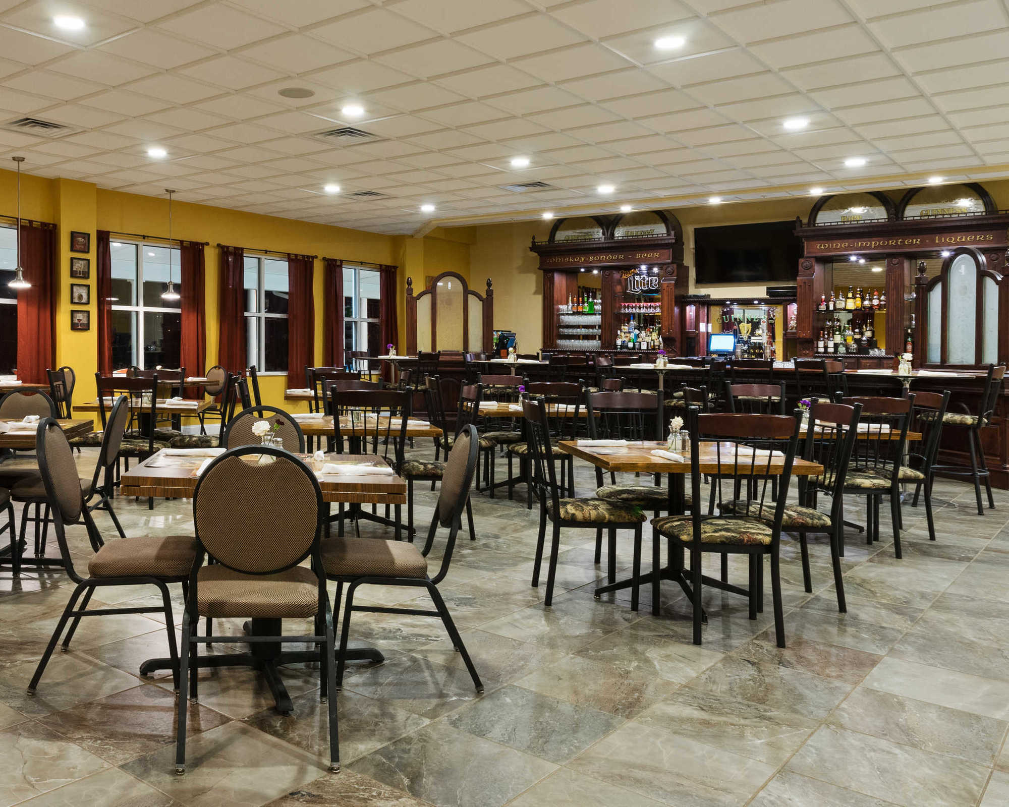 Comfort Suites דובויז שירותים תמונה